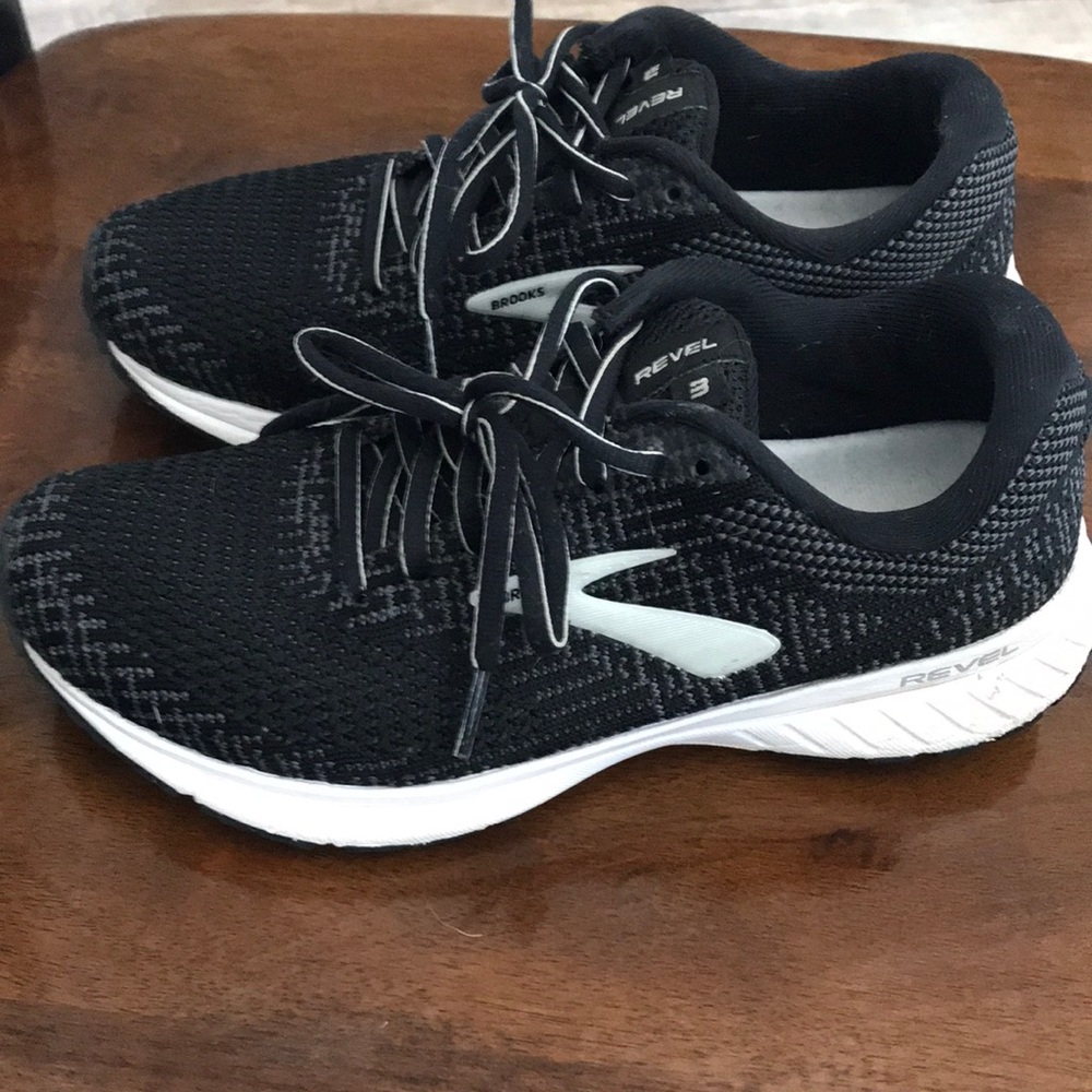 Brooks Revel 3